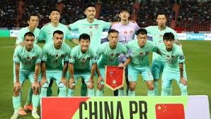 欧冠小组赛席位确定法甲球队相互谦让